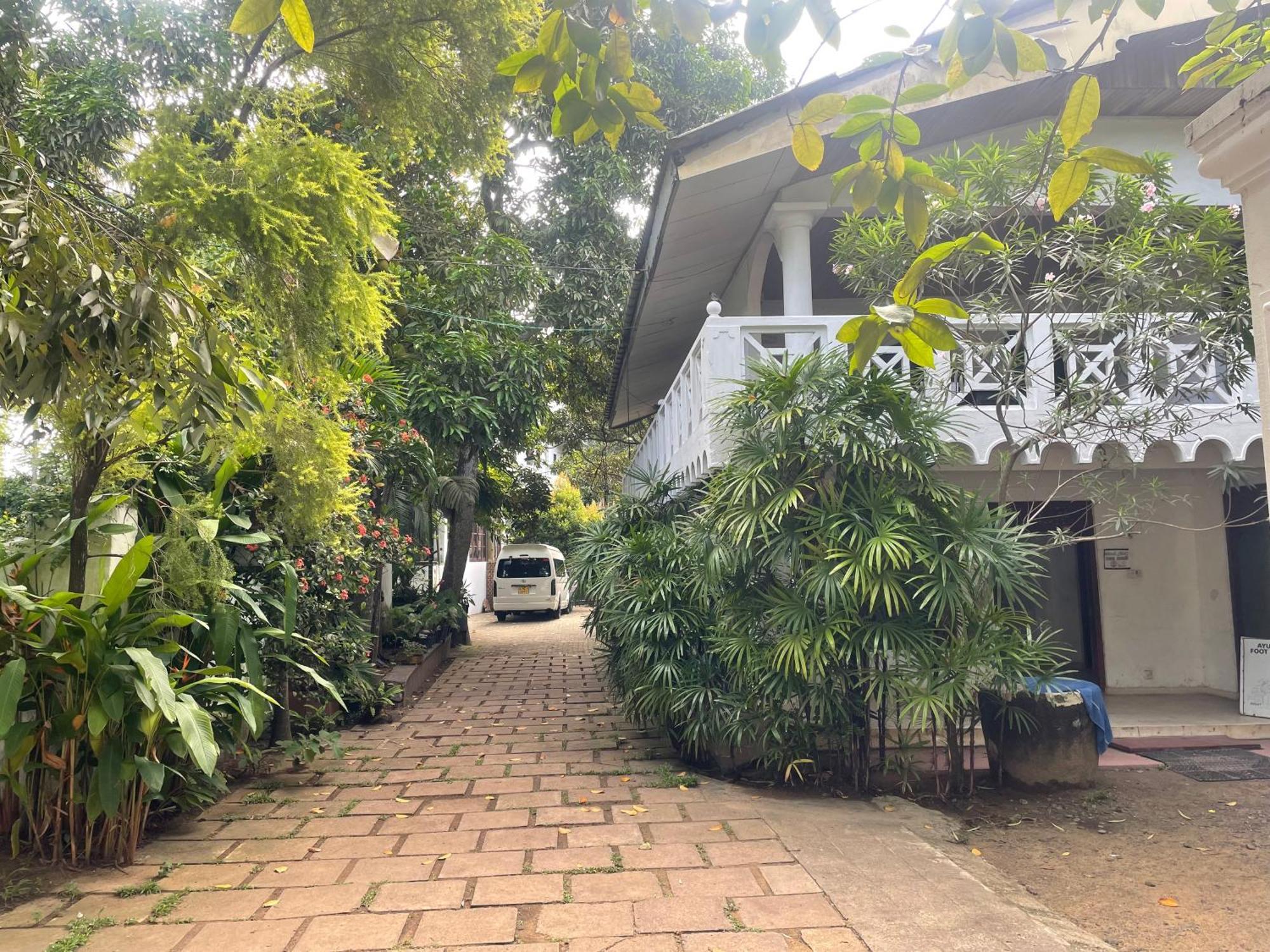 Serendipity Beach Unawatuna Bagian luar foto