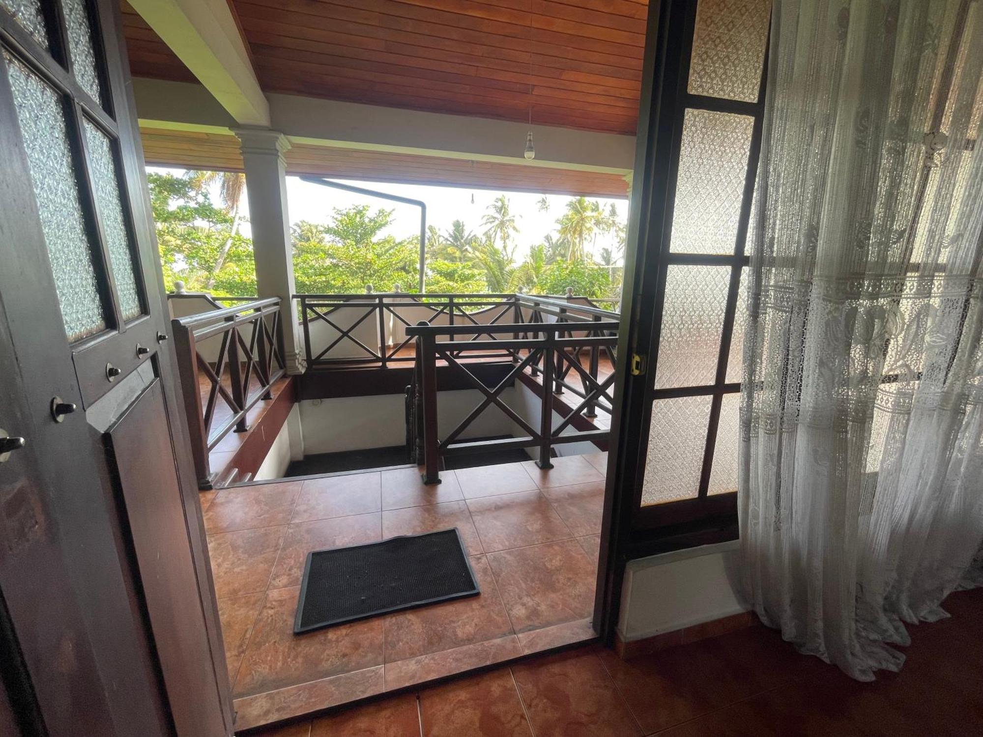 Serendipity Beach Unawatuna Bagian luar foto