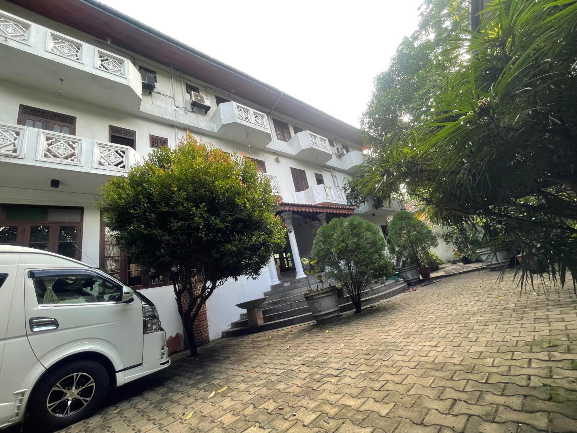 Serendipity Beach Unawatuna Bagian luar foto